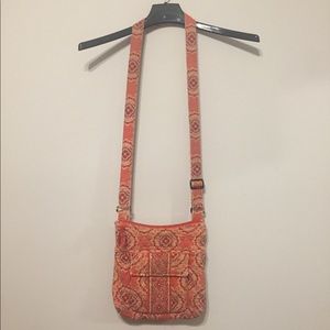 2 HOUR SALE Vera Bradley Hipster Crossbody-Paprika